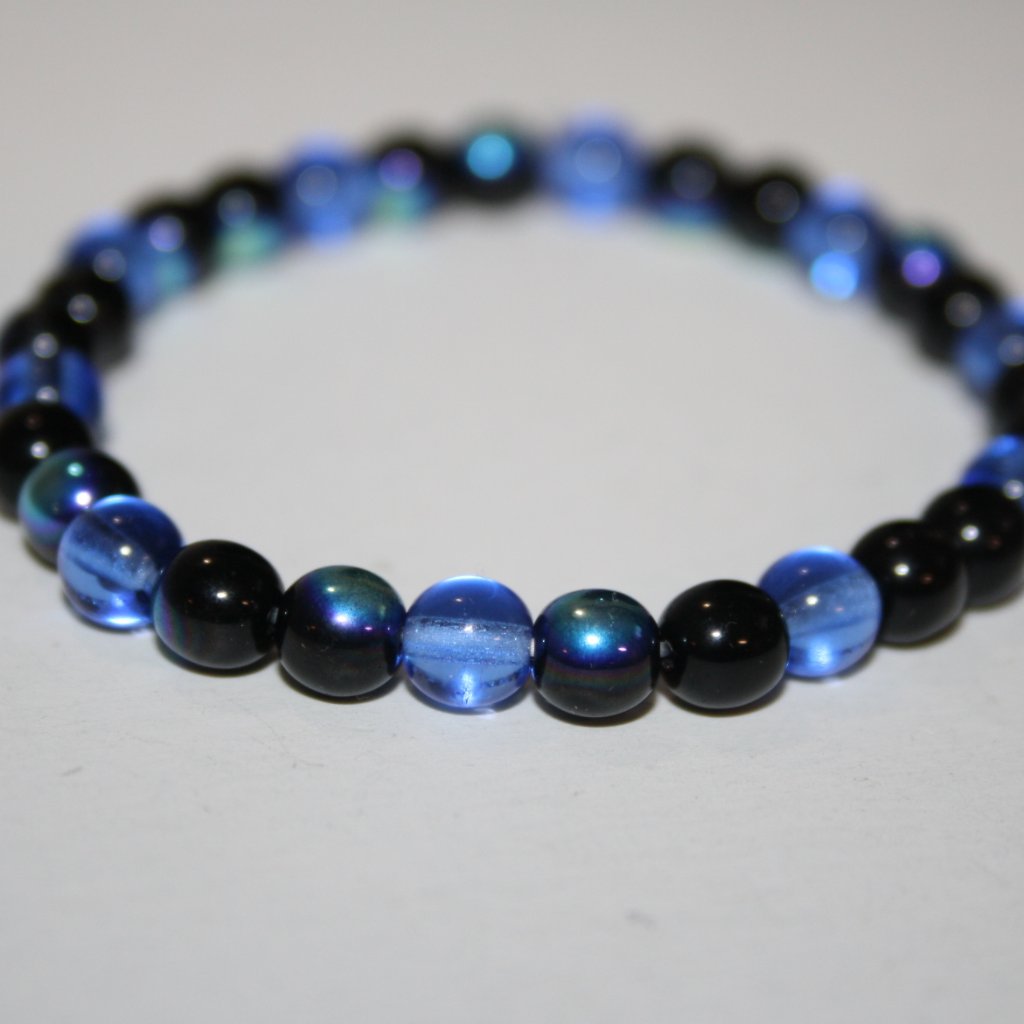 Stunning Black Metallic And Blue Glass Beaded Bracelet Nwot 7 7$